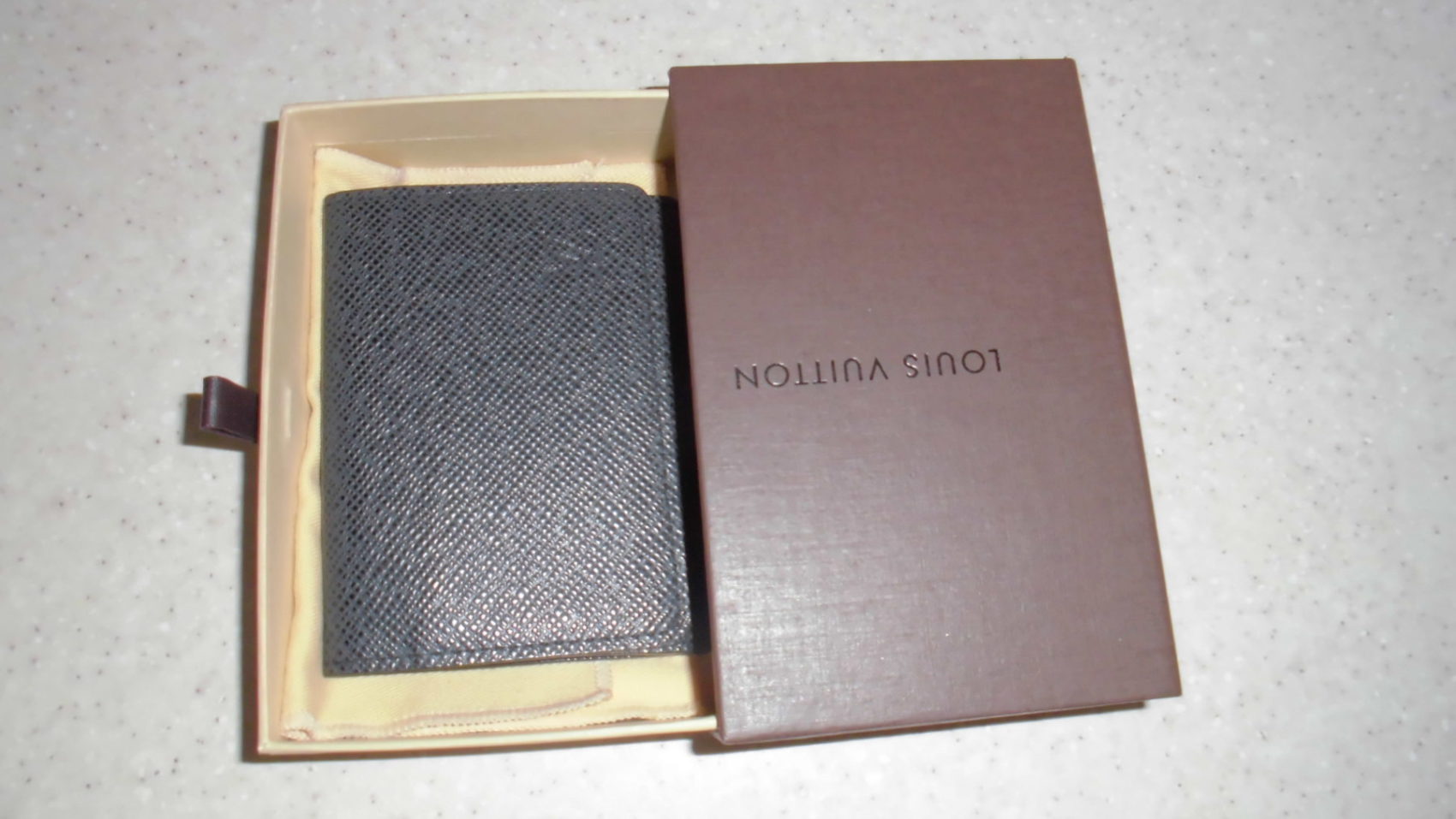 LouisVuittonルイヴィトンタイガ カードケースのお買取り～名古屋市南区より